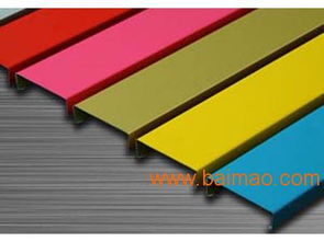 甘肅彩鋼扣板市場概覽 從張掖價格到蘭州批發的全面解析