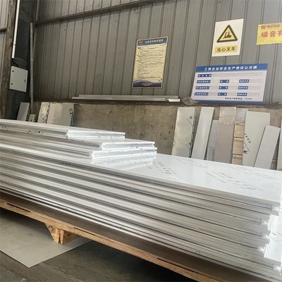 手工凈化板與彩鋼板 特點、應用與區別